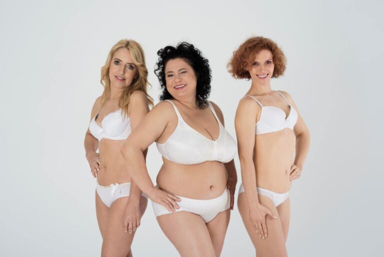 Patient resting comfortably during early stages of mommy makeover recovery